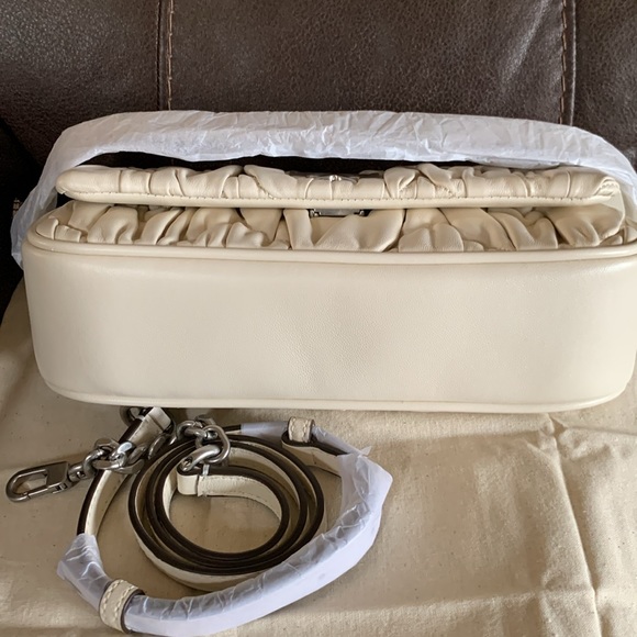 Tory Burch Kira Diamond-Ruched Small Shoulder Bag - Picture 11 of 16